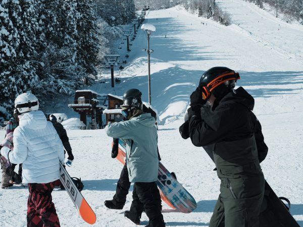 Cosine-全日課程-六小時--野澤/斑尾/志賀/戶隱/竜王-單/雙板中文滑雪教練