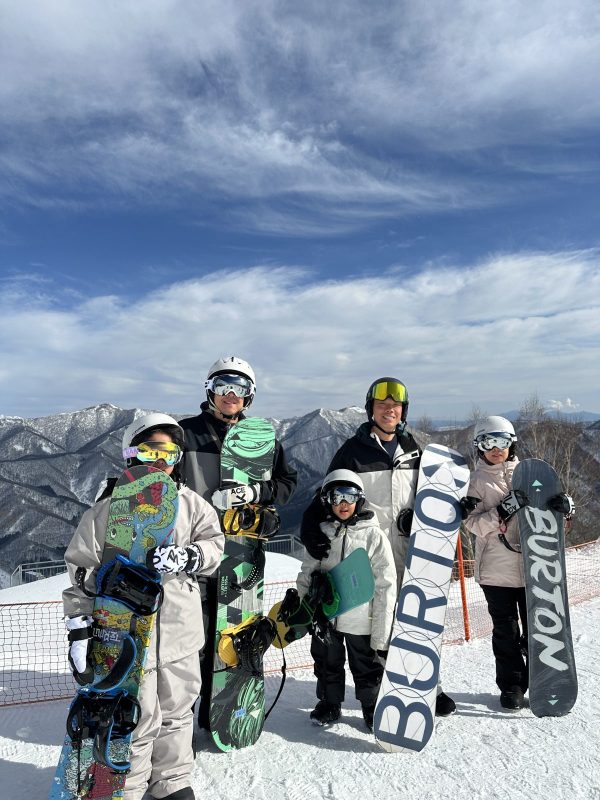 苗場、神樂滑雪課程-最佳單板中文滑雪教練 歐力-全日