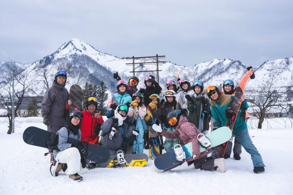 POWWA【全日6H】單/雙板教練滑雪課程/導滑_【越後湯澤】