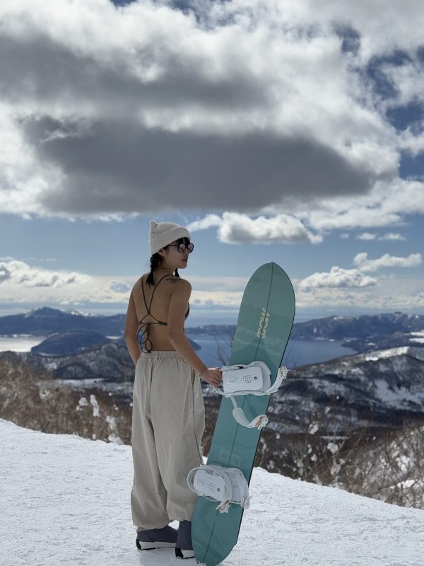 【全日】【 札幌近郊滑雪場 】跟著阿奇教練一起享受北海道的白色鴉片粉雪天堂吧-單／雙板-適合初學者、小朋友、家庭