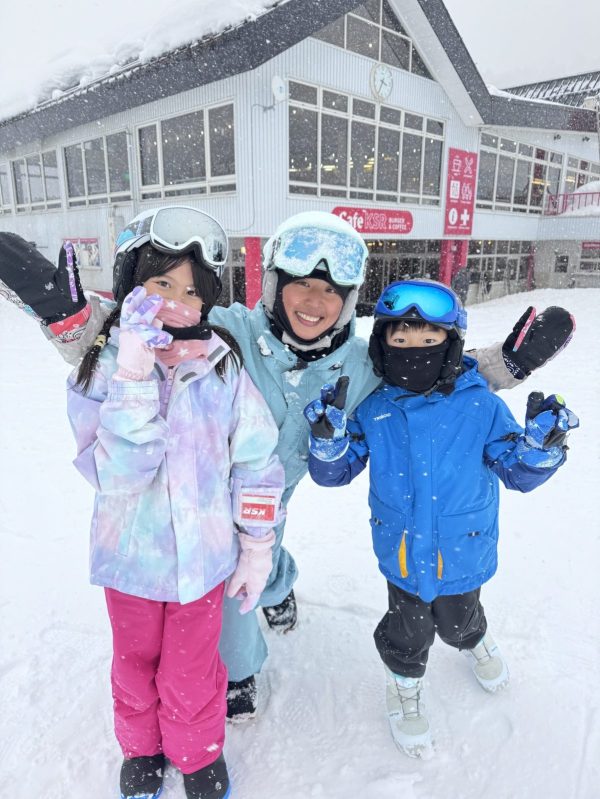 Alice 越後湯澤全日滑雪課程-單板雙板教學-中文滑雪教練