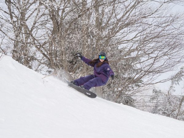 溫柔有耐心-單板滑雪教練EE｜白馬.妙高.野澤.斑尾.志賀｜全日滑雪課程