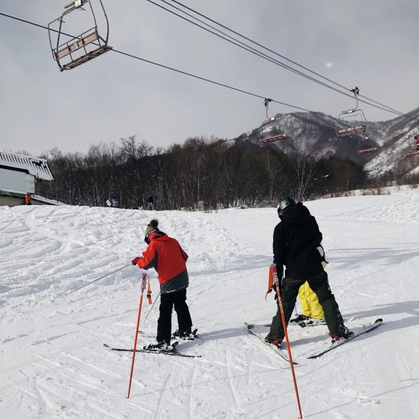 半日課程【3小時】雙板初級滑雪課